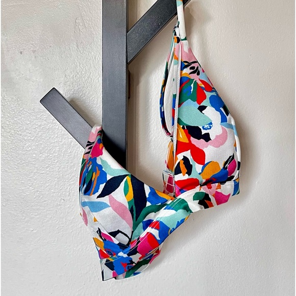 H&M Other - Padded triangle Bikini Top - Colorful Tropical Print